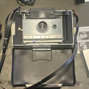 Vintage Polaroid Automatic 100 Land Camera Kit - Case, Flash, Manuels - 1960s
